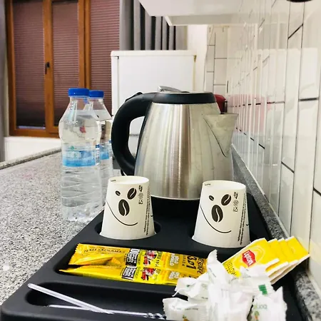 Hotel Uyu *