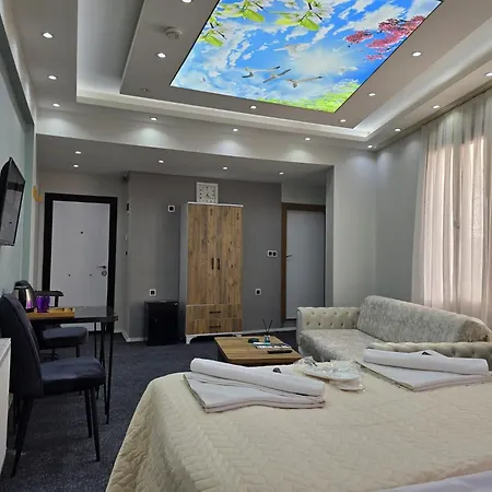 Uyu Hotell 4*