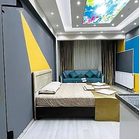 Uyu 호텔 4*